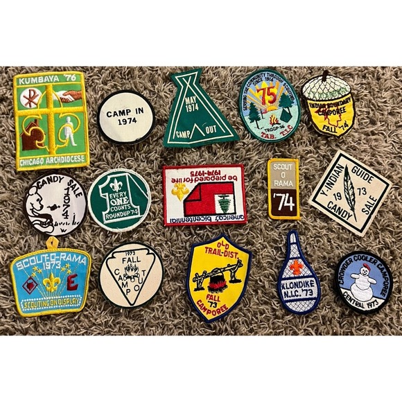 Vintage Boy Account Lot 1950-1970's 130+ Patches, Pins, Buckle, Scarf Clip - Picture 6 of 10